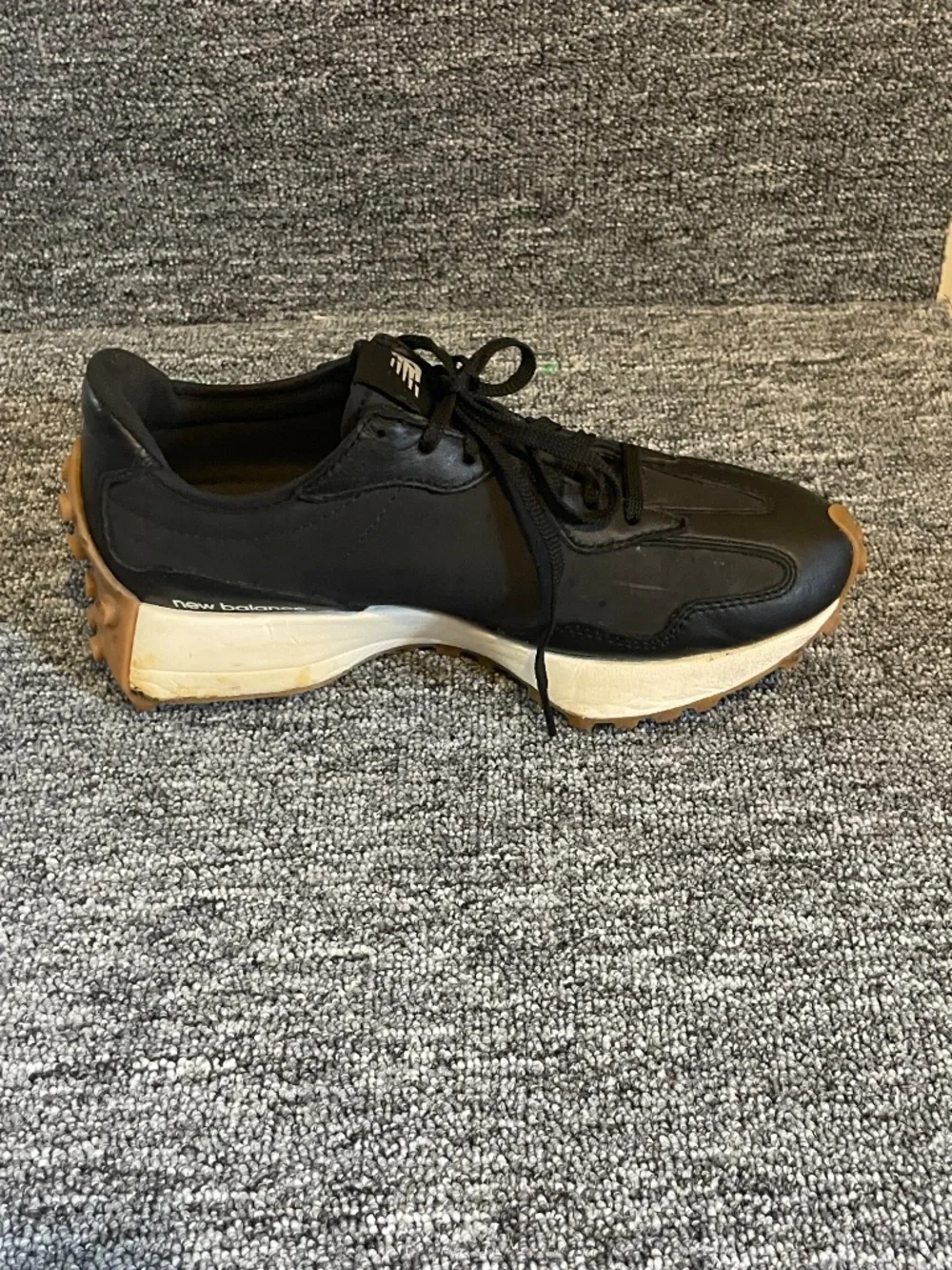 New Balance The Intelligent Choice 327 Men’s 8